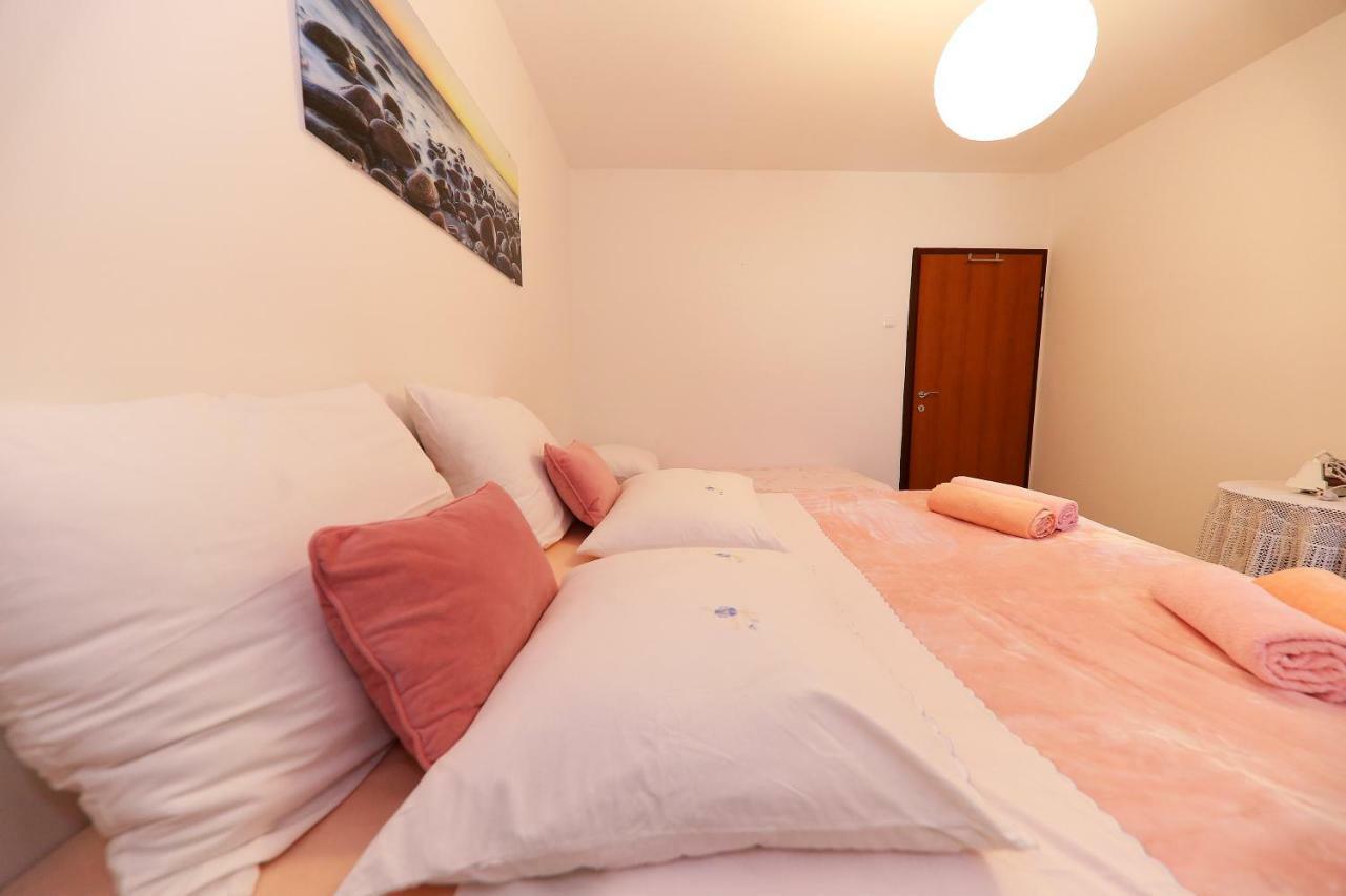 Apartments Anka Rtina Extérieur photo