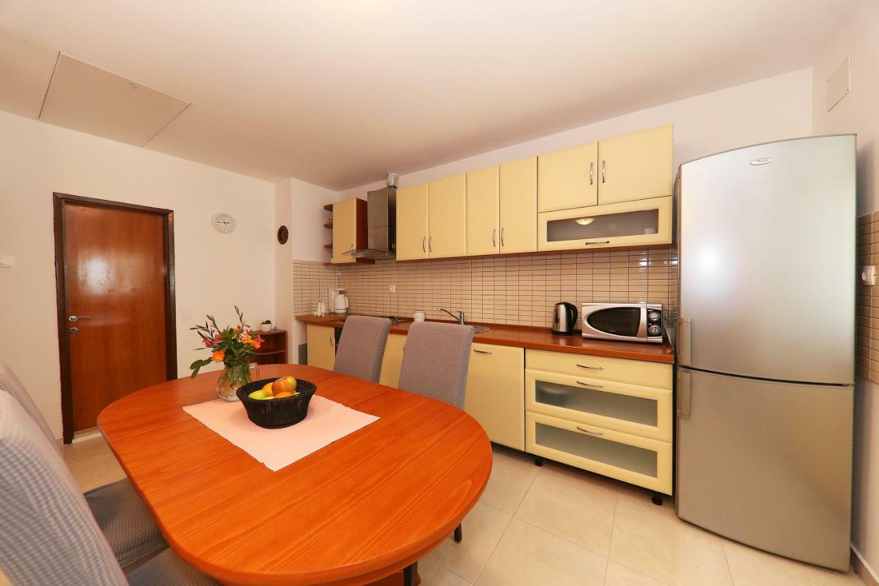 Apartments Anka Rtina Extérieur photo